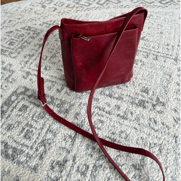 HOBO Handbags - Hobo Red leather, crossbody purse
